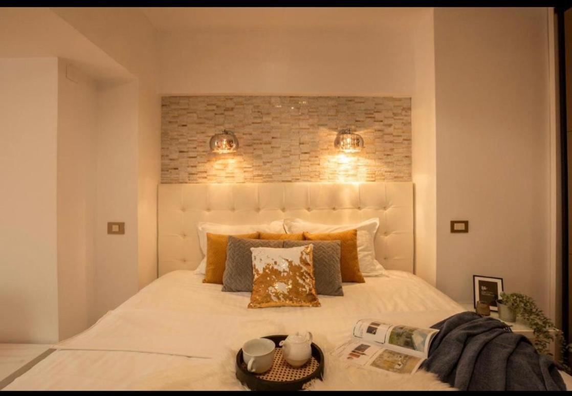 Downtown Oasis Unirii Apartment Boekarest Buitenkant foto