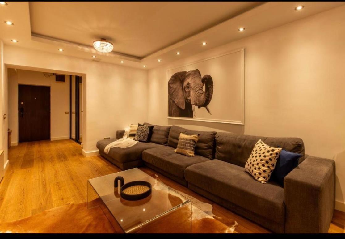 Downtown Oasis Unirii Apartment Boekarest Buitenkant foto