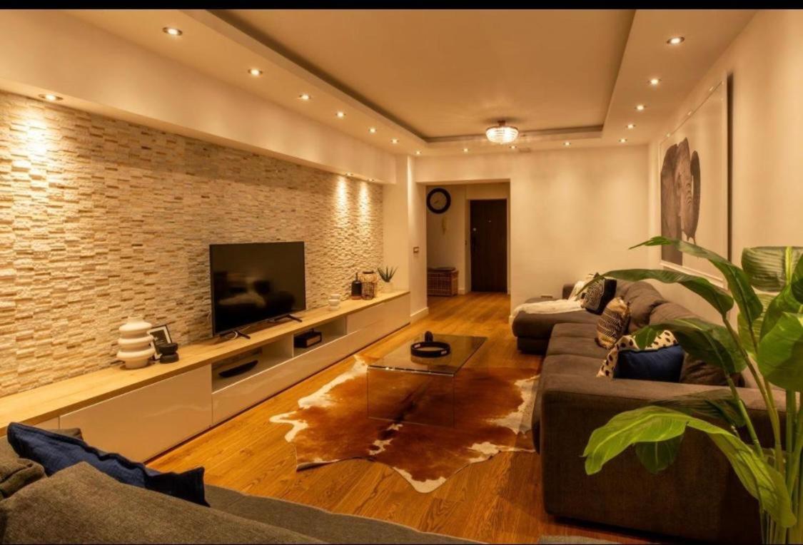 Downtown Oasis Unirii Apartment Boekarest Buitenkant foto